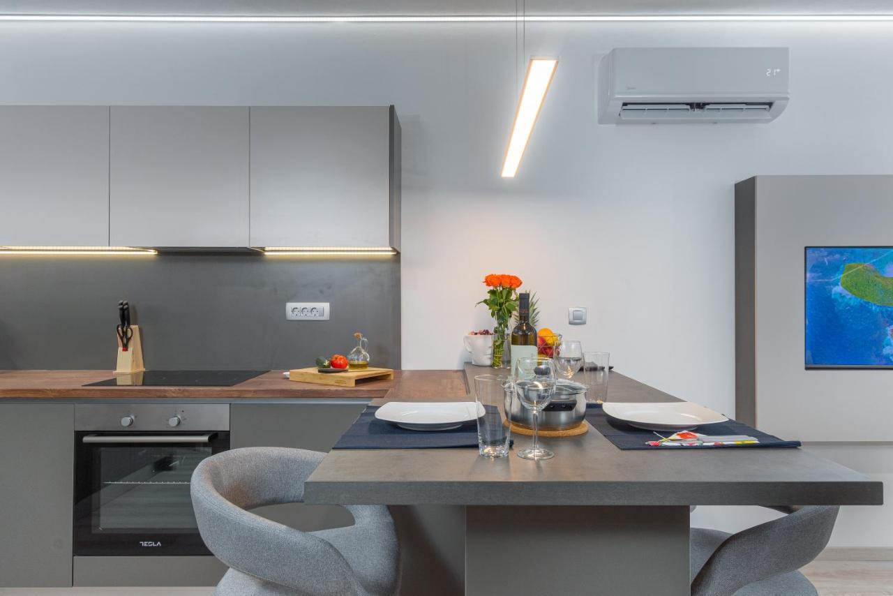 Apartment Ena Near Pula Amphitheater Екстериор снимка