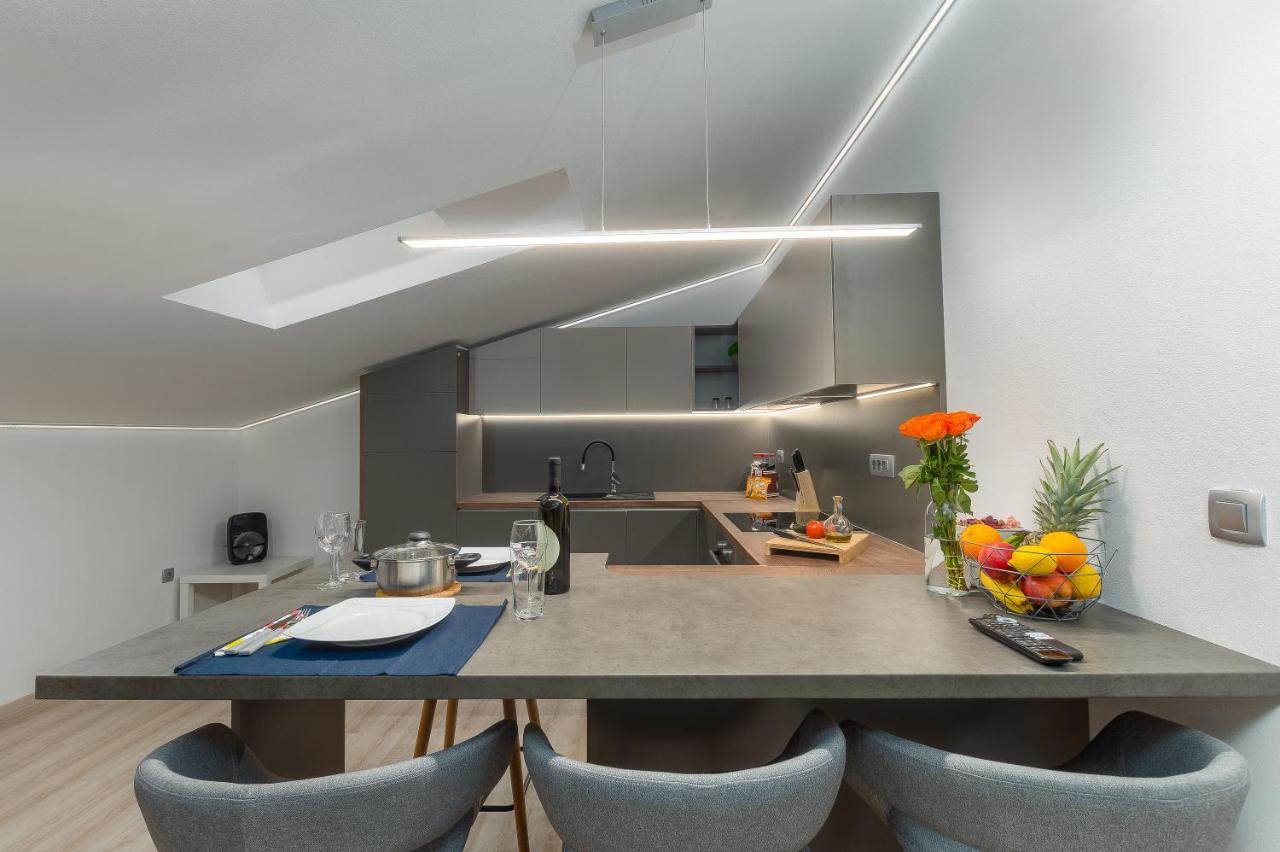 Apartment Ena Near Pula Amphitheater Екстериор снимка