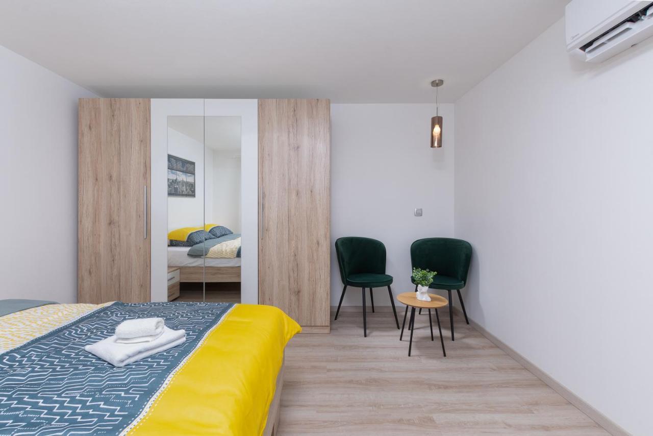 Apartment Ena Near Pula Amphitheater Екстериор снимка