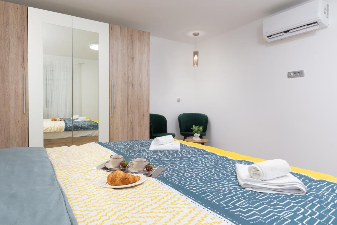 Apartment Ena Near Pula Amphitheater Екстериор снимка