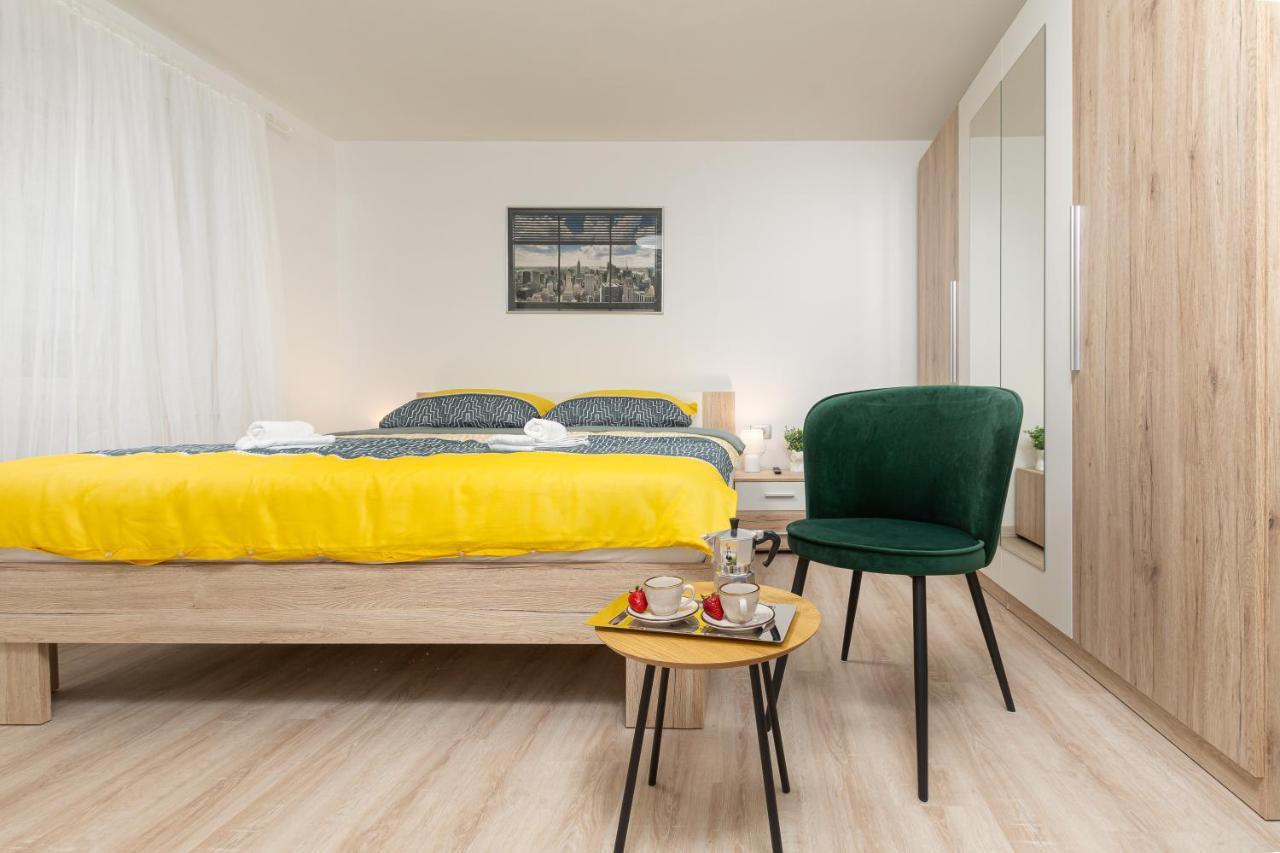 Apartment Ena Near Pula Amphitheater Екстериор снимка